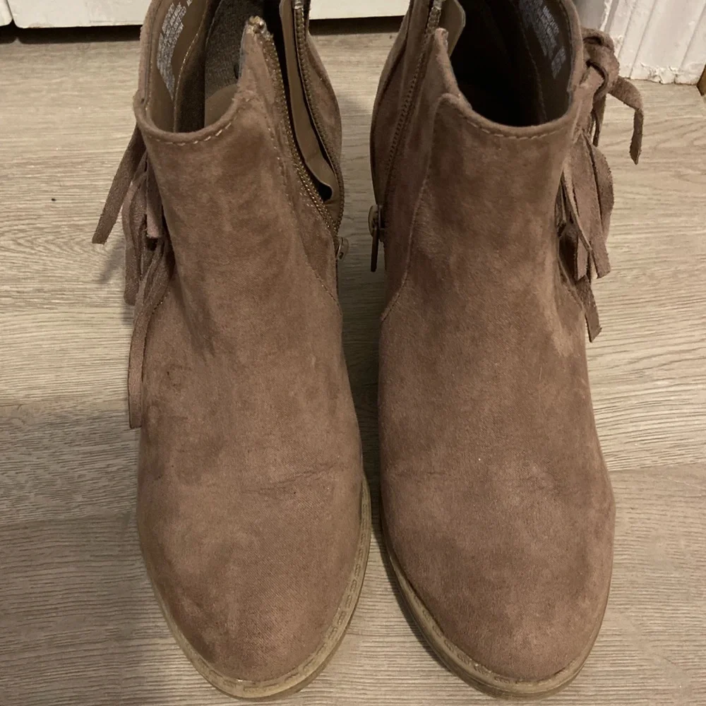 Booties - Picture 2 of 8